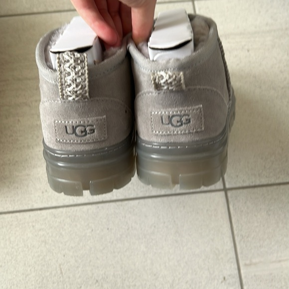 Uggs light grey taupe ultra mini clear sz 8 new - Picture 4 of 8